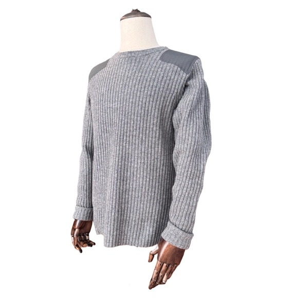 L.L. Bean Men’s Commando Crewneck Sweater. Gray. Large. NEW - Picture 6 of 16
